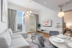 Sleeps 2 in 1 Bedroom at Hanover Square, JVC